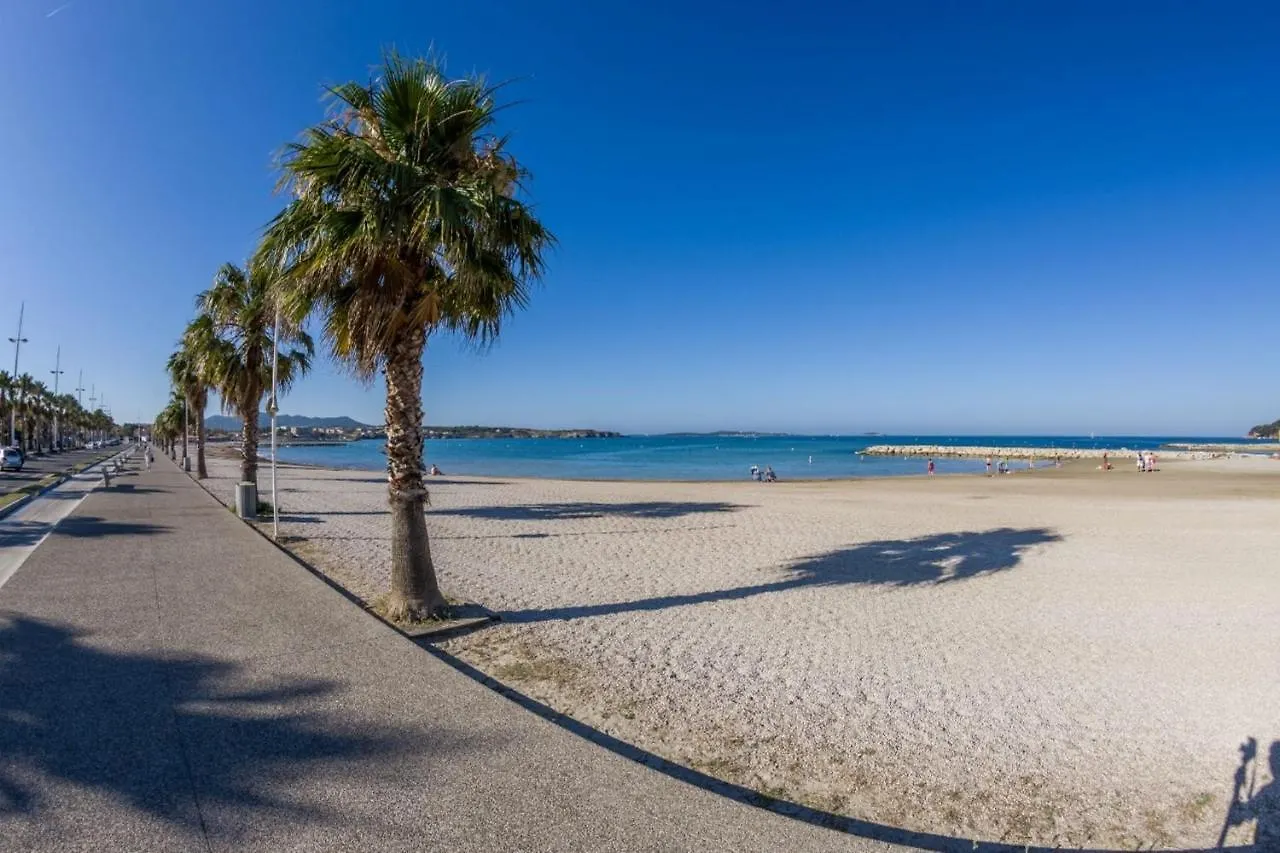 Studio Of 30M With Nice View On The Sea Six-Fours-les-Plages 0*,  France